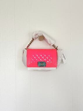 CHANEL Boy Bag Neon Pink Quilted Lambskin Patent Leather Gold HW Medium 20.5cm
